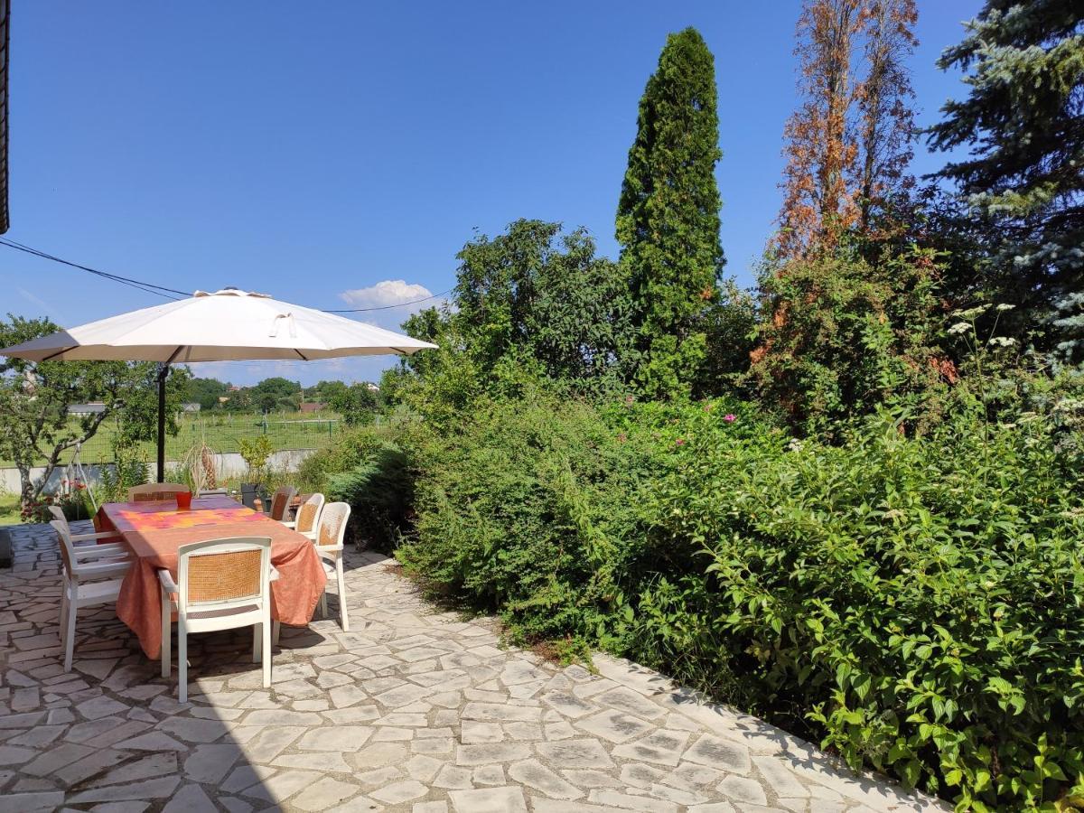 Domaine Des Arts Ξενοδοχείο Dompierre  Εξωτερικό φωτογραφία